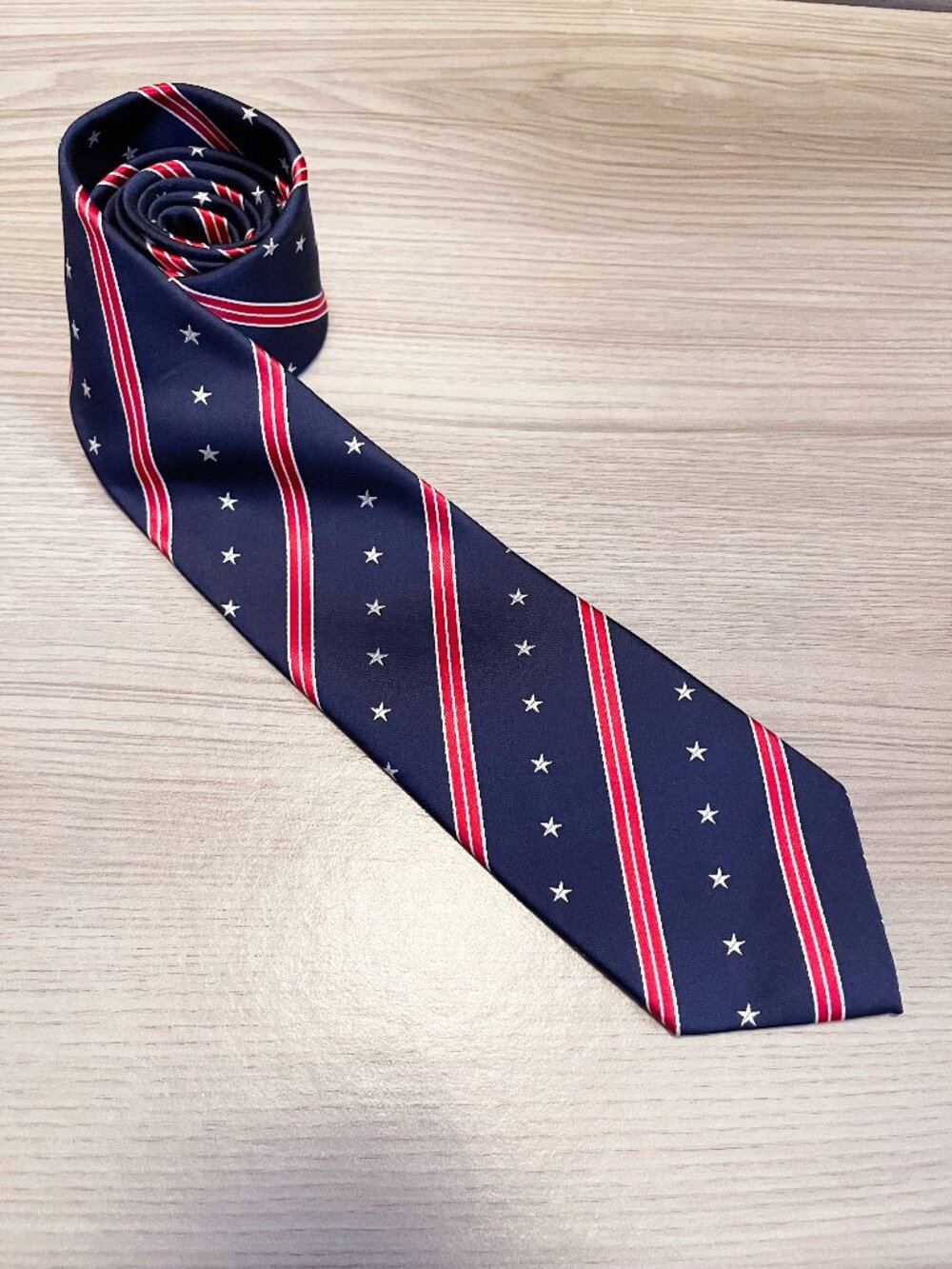 Mondieu Men's 100% Silk Tie Navy Red White Stars Stripes Patriotic Necktie